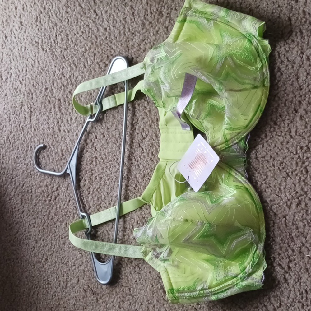 Savage Fenty wire bra